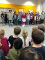 Divadlo O ČERVENÉ KARKULCE - ZŠ Masarykova - modrá kytička