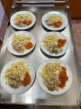Servírujeme